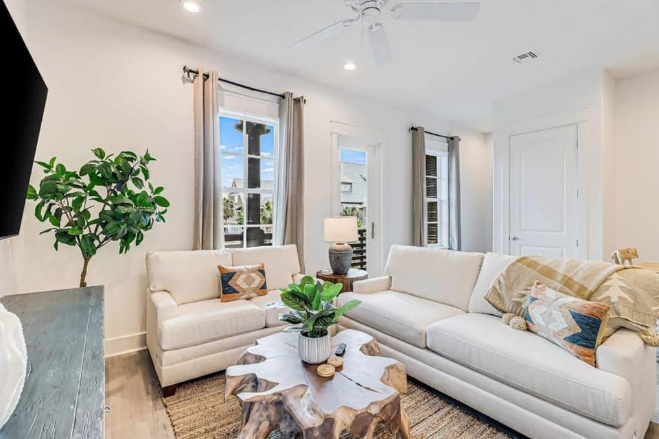 Palmilla Beach Resort: Luxury Gulf Getaway House in Port Aransas