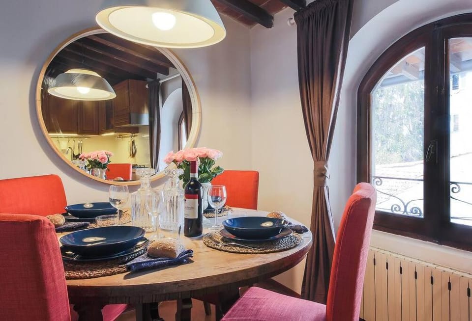 Santa Croce at your Fingertips. PLUS Apartment in Florence