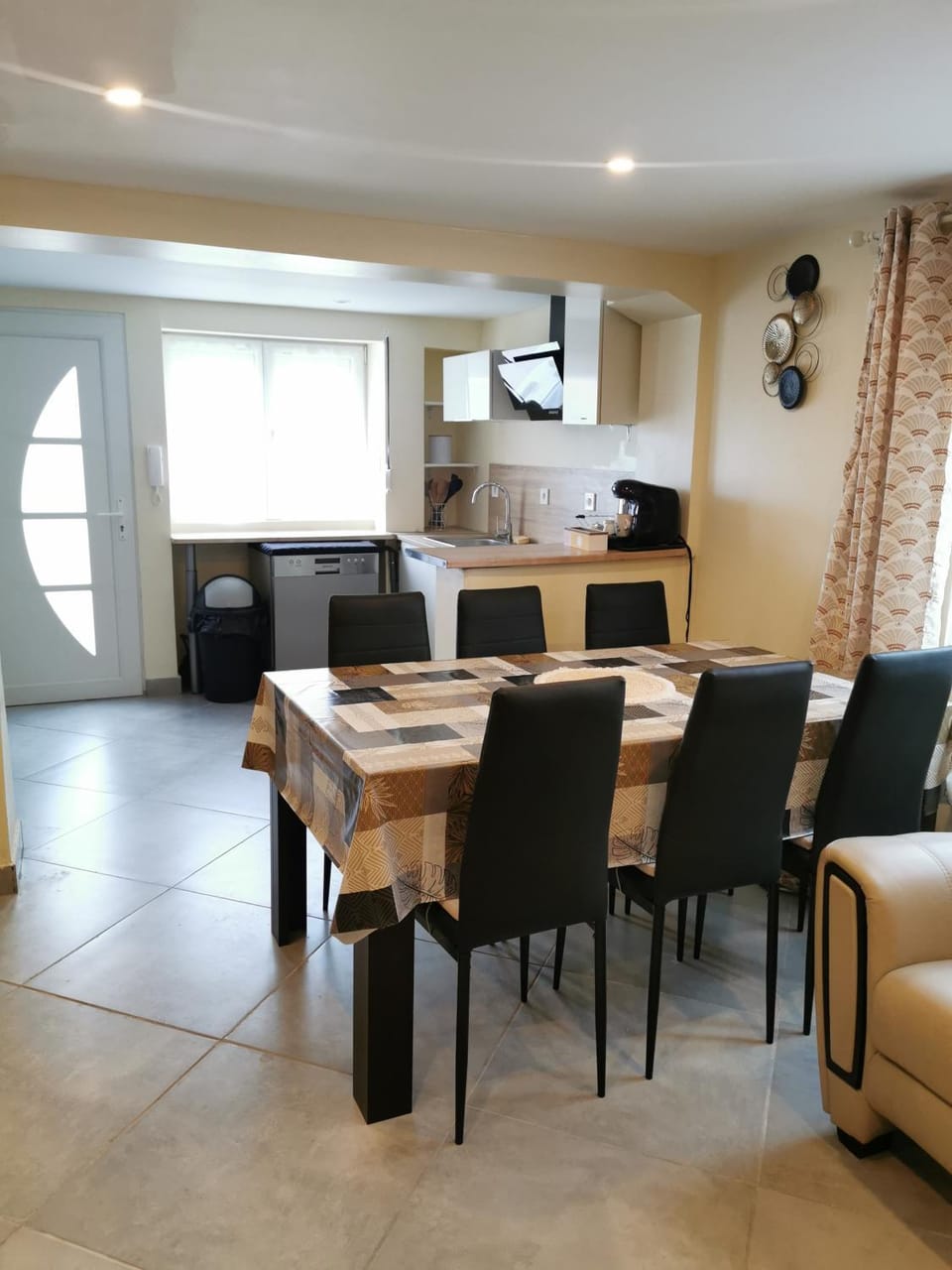 Logement entier à 20mn du château de Fontainebleau Apartment in Île-de-France