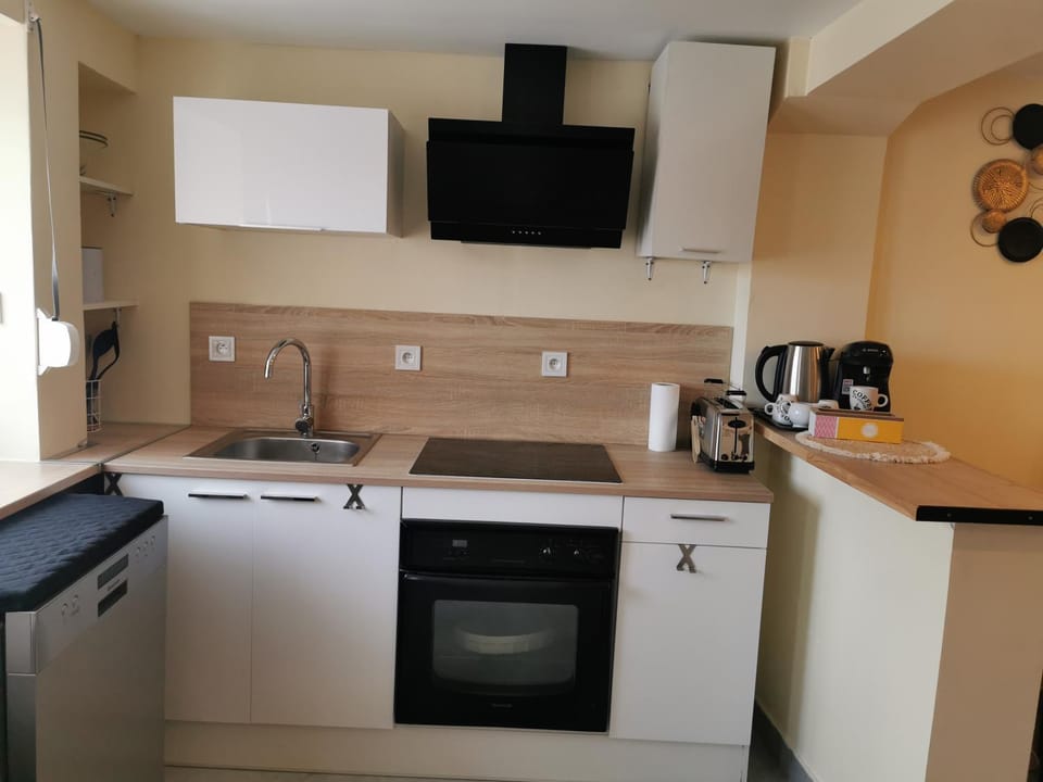 Logement entier à 20mn du château de Fontainebleau Apartment in Île-de-France