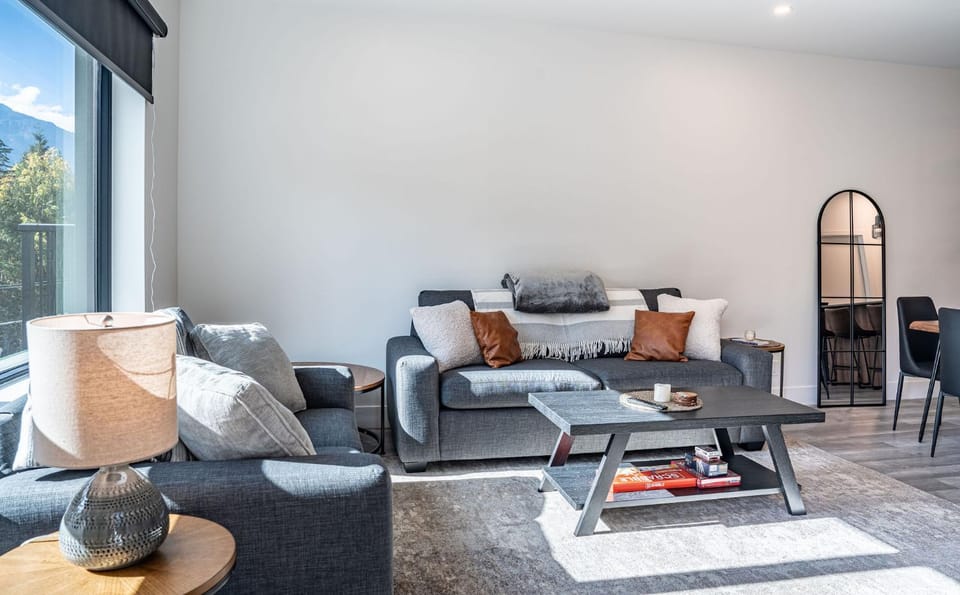 Mountainview Escape by Revelstoke Vacations Apartment in Revelstoke