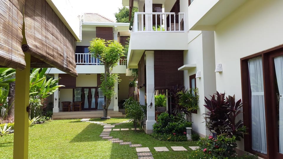 Day, Garden