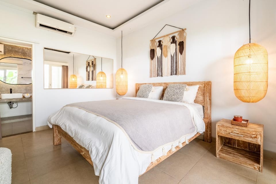 Bed, Bedroom, air conditioner