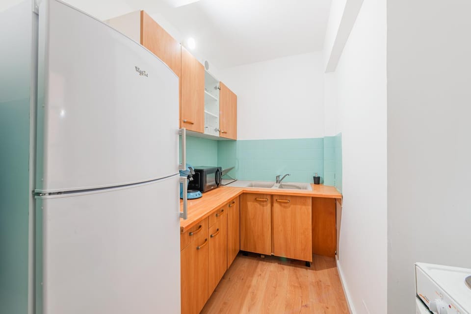 Kitchen or kitchenette, minibar, pet friendly, stove