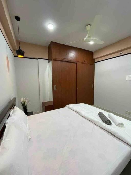 Bed, wardrobe