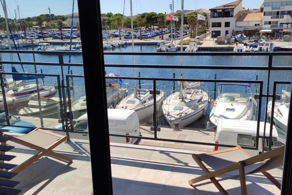 Maison entre port et plage House in Mèze