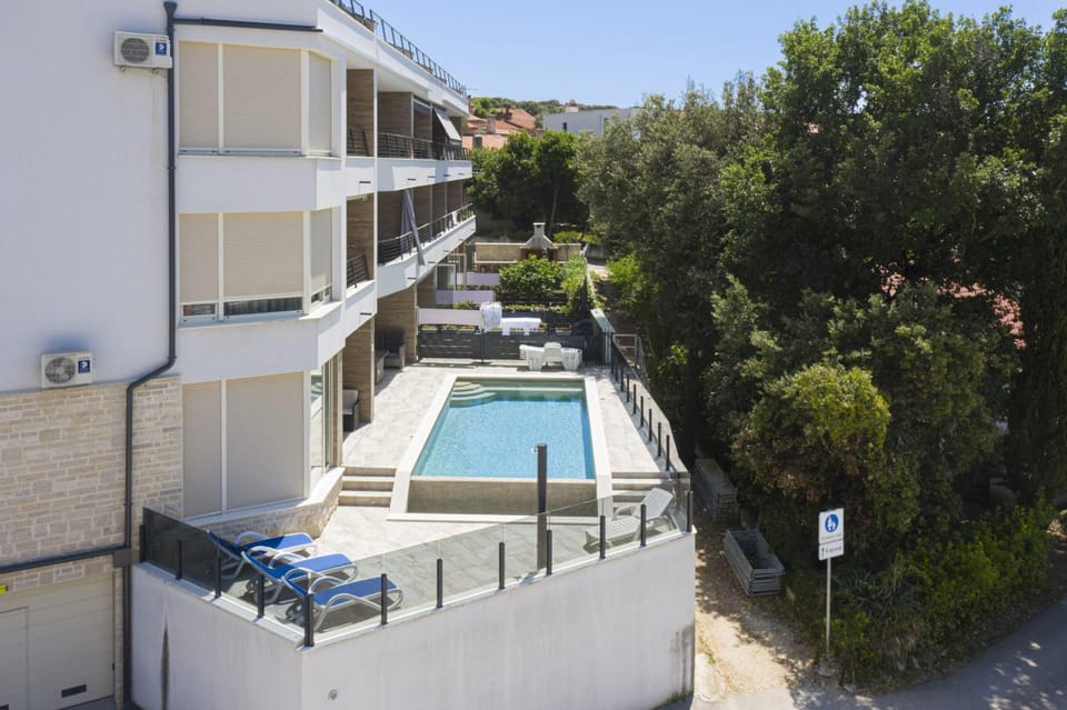 Apartment David with Private Pool Apartment in Pula