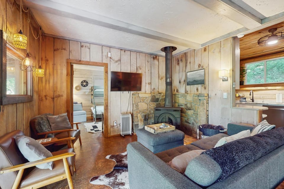 The Mountain Perch House in Mills River