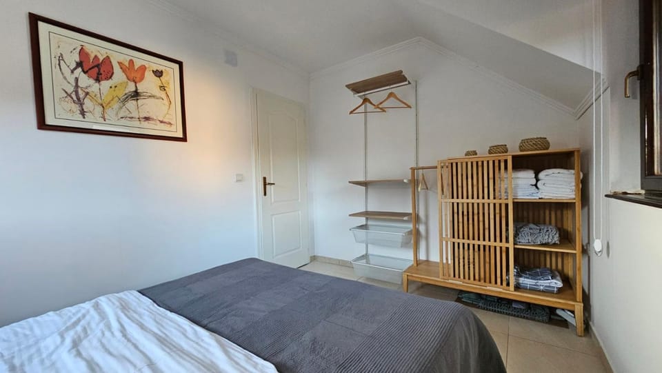 Bedroom, wardrobe