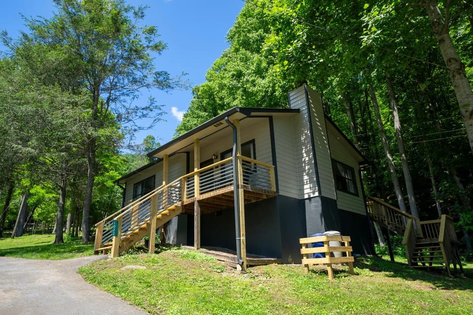 Fontana Village Resort & Marina Hotel in Tennessee