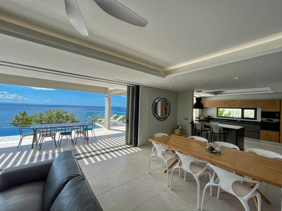 Villa GEM HORIZON, Astérias, vue sur mer panoramique Villa in Grande-Terre, Guadeloupe