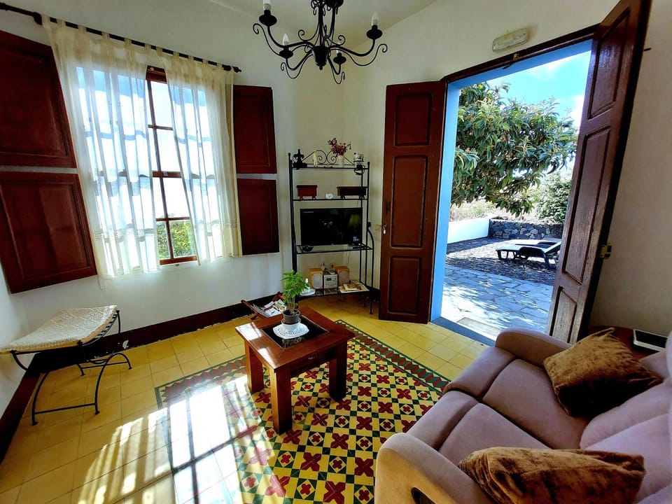 TV and multimedia, View (from property/room), Living room