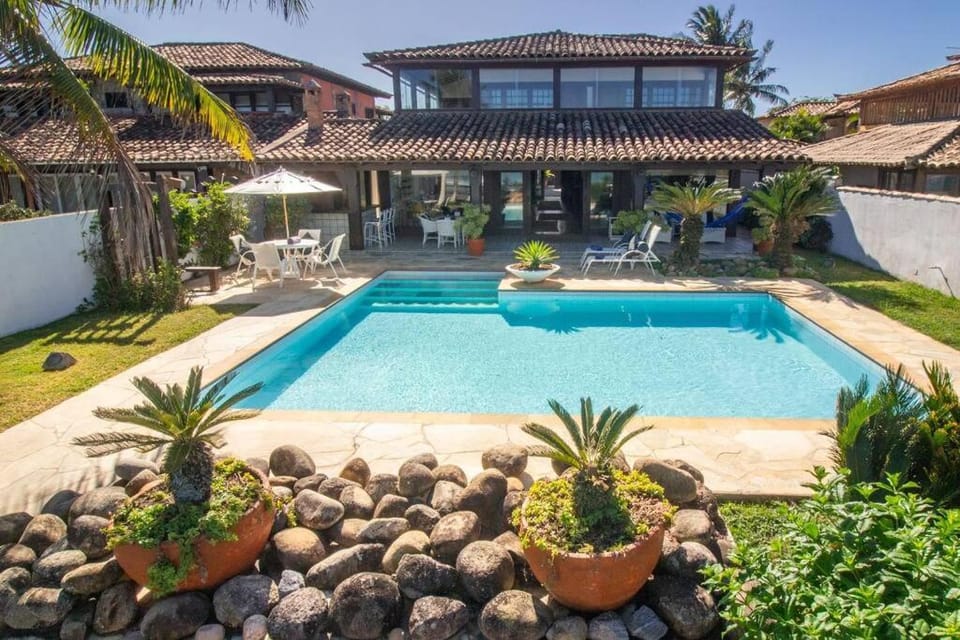 Paraíso Pé na Areia em Geribá com Cinco Suítes por Luxury Rentals House in Armacao dos Buzios