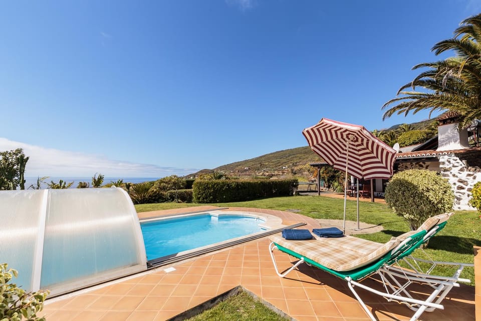 Balcony/Terrace, Swimming pool