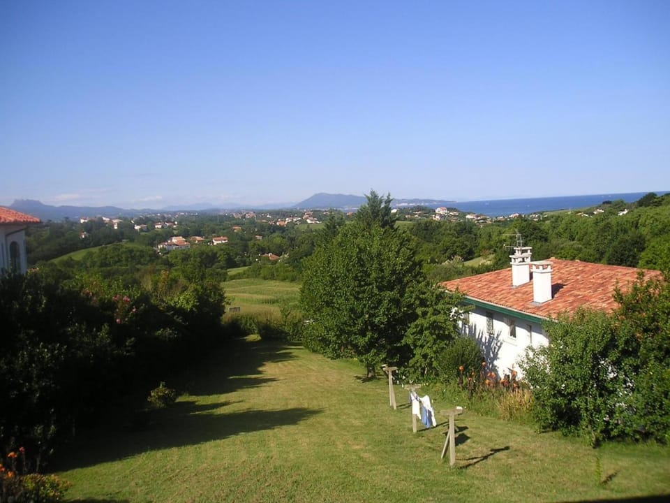 Hiriartia House in Bidart