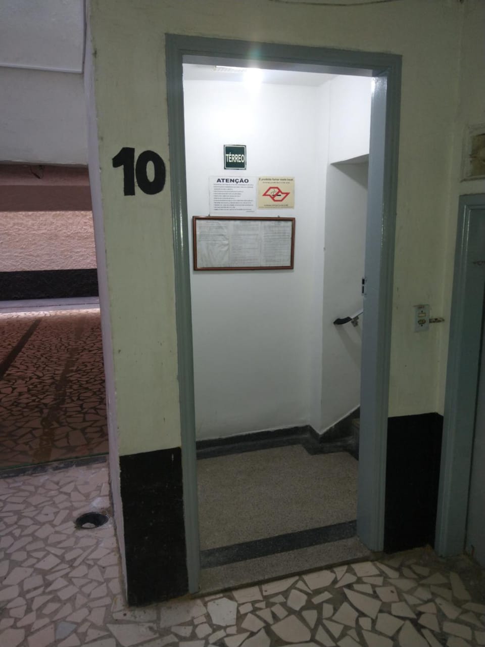 Facade/entrance