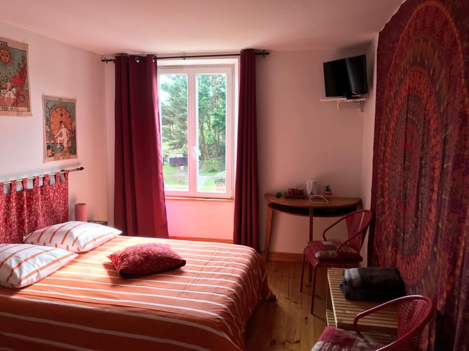 La Longre Bed and Breakfast in Normandy