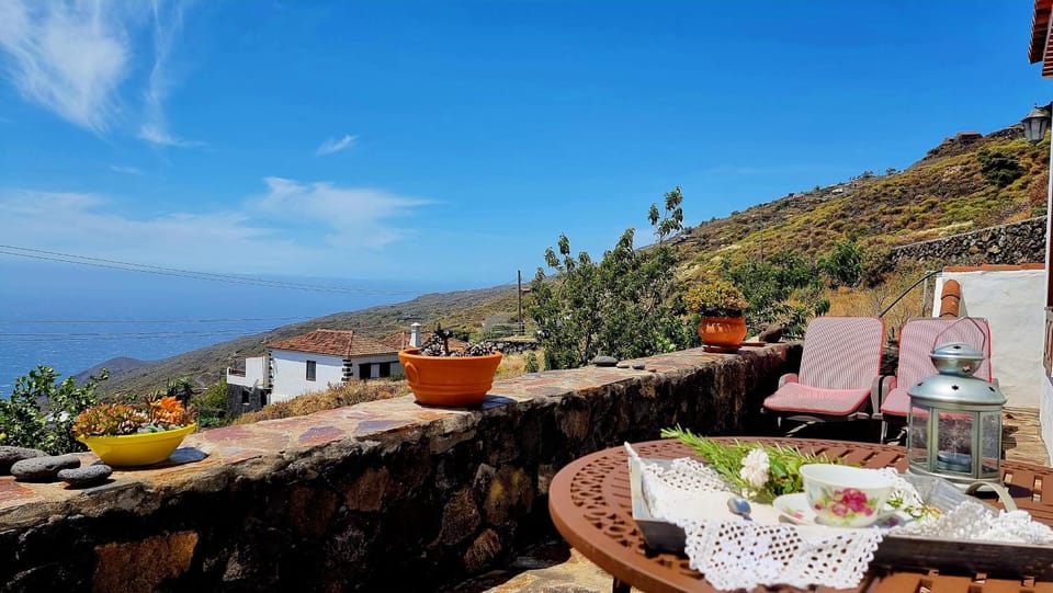 Off site, Balcony/Terrace