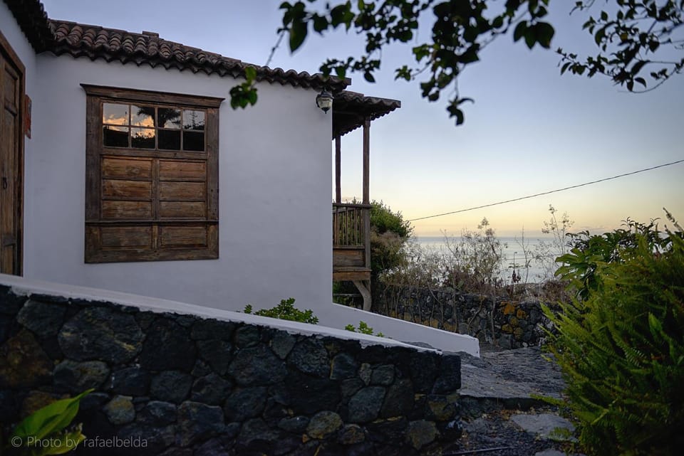 Facade/entrance, View (from property/room)