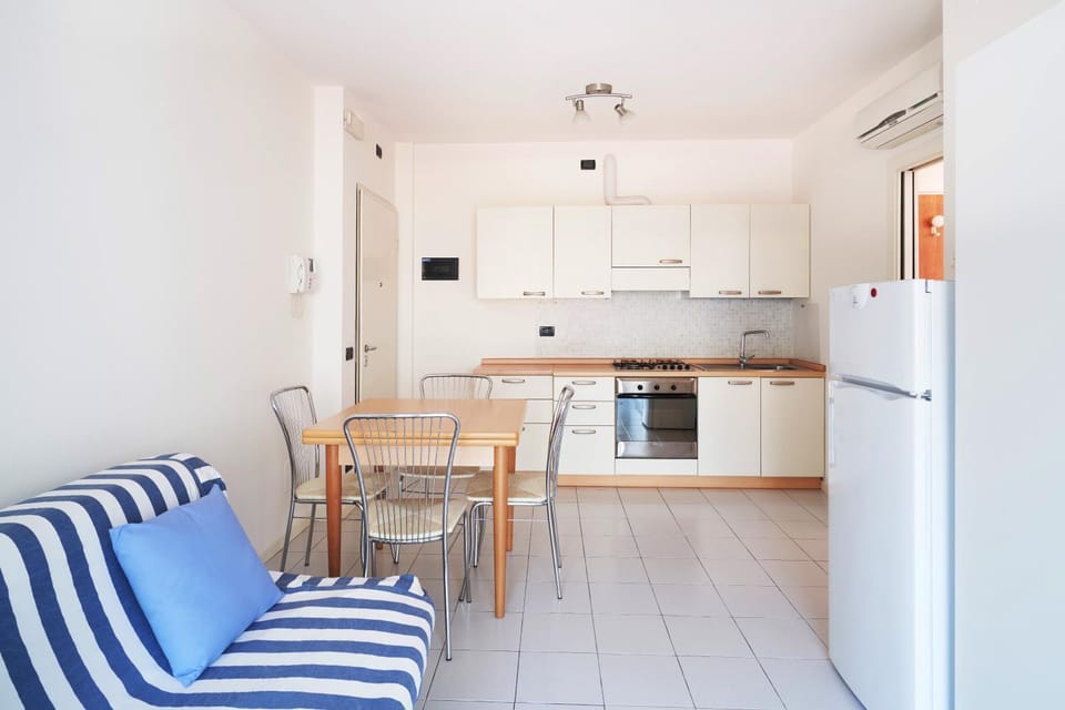 Living room, kitchen
