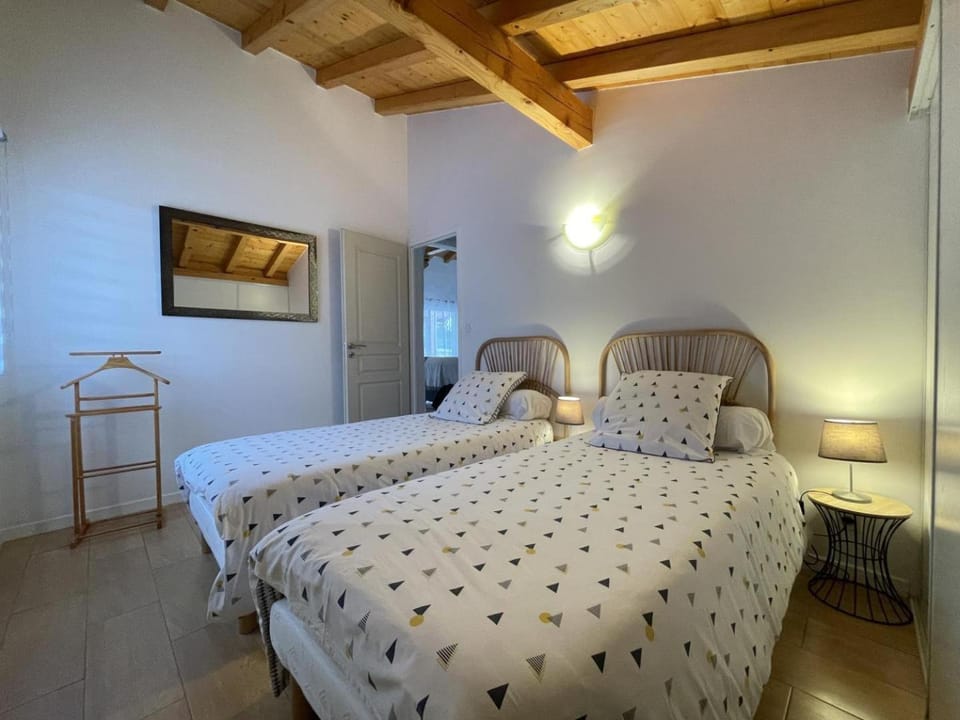 Aire-leku House in French Basque Country