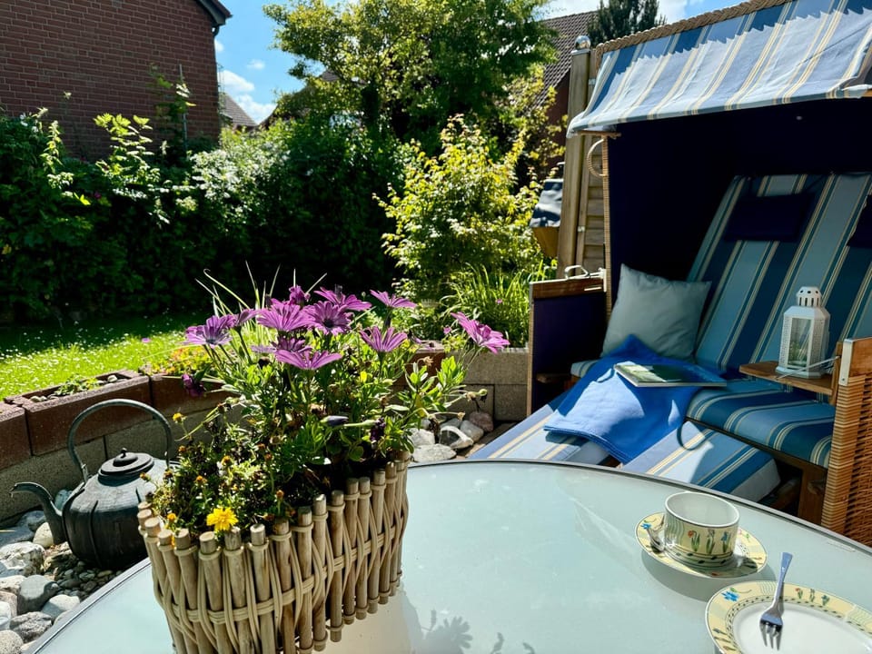 Garden, Balcony/Terrace