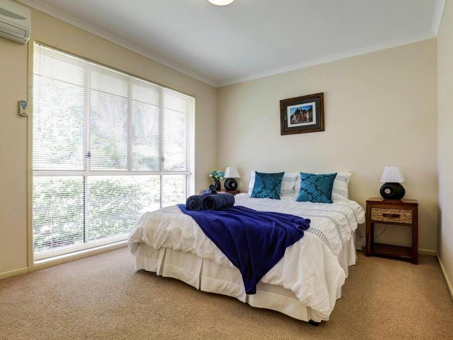 *Casa Al Lago* House in Montville