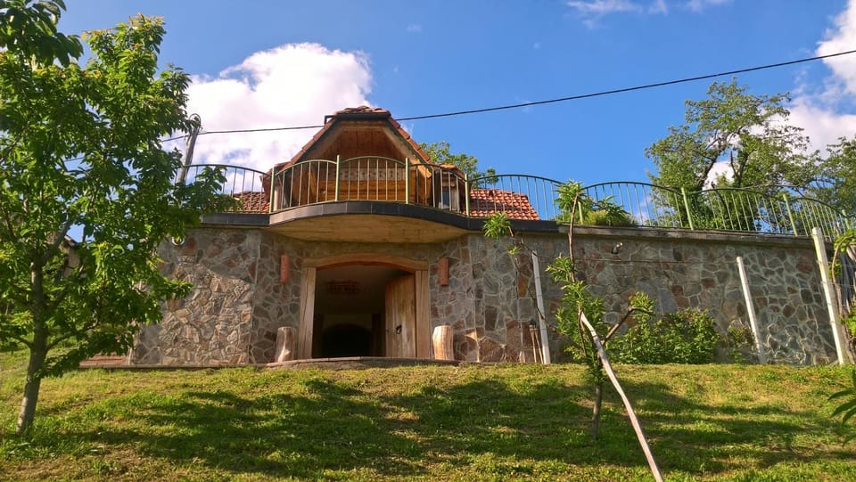 Facade/entrance, Garden