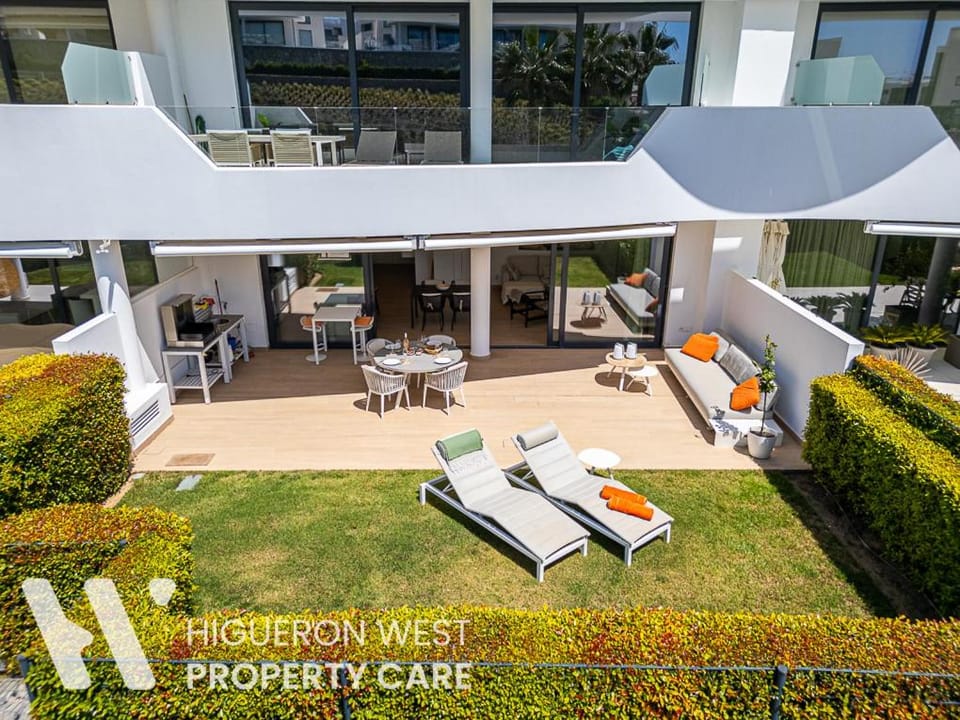 Garden, Balcony/Terrace