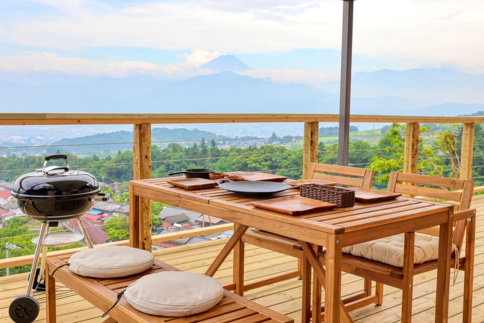 View (from property/room), Balcony/Terrace