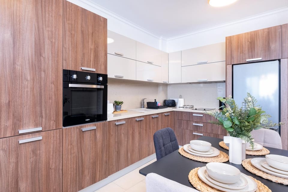 Coffee/tea facilities, Kitchen or kitchenette, Dining area, minibar, pet friendly, stove, toaster