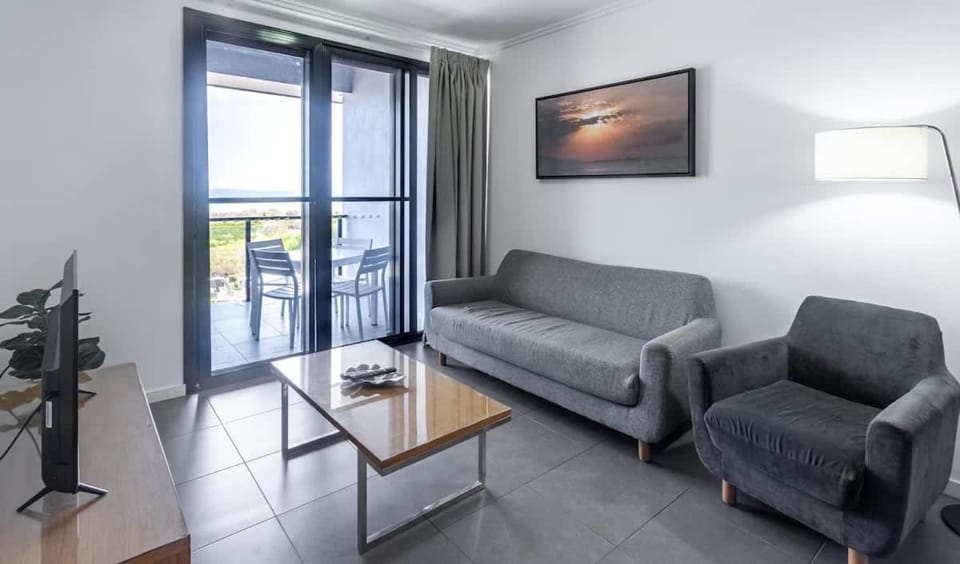 WhitsunStays - The Regal (2br/2bth, Central) Apartment in Mackay