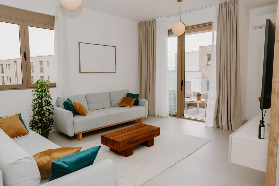 Balcony/Terrace, Living room