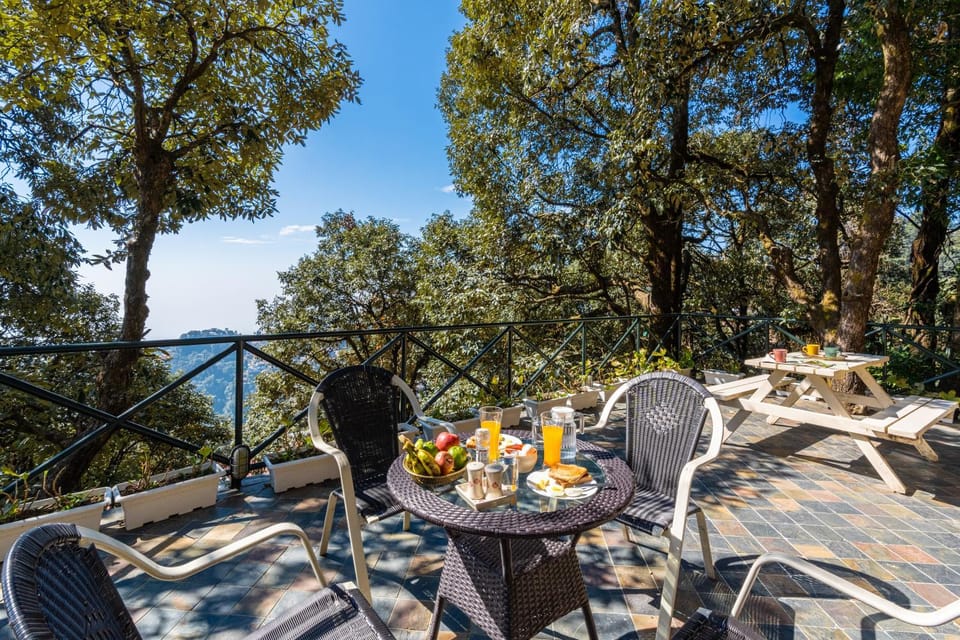 Day, Natural landscape, View (from property/room), Balcony/Terrace, Seating area, Dining area
