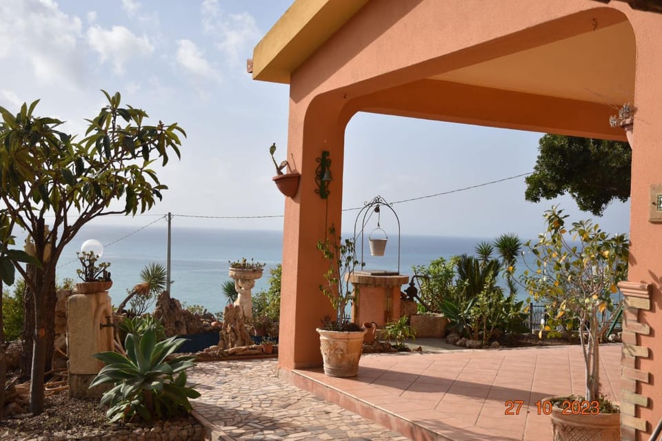 Natural landscape, Garden, Balcony/Terrace, Garden view, Sea view