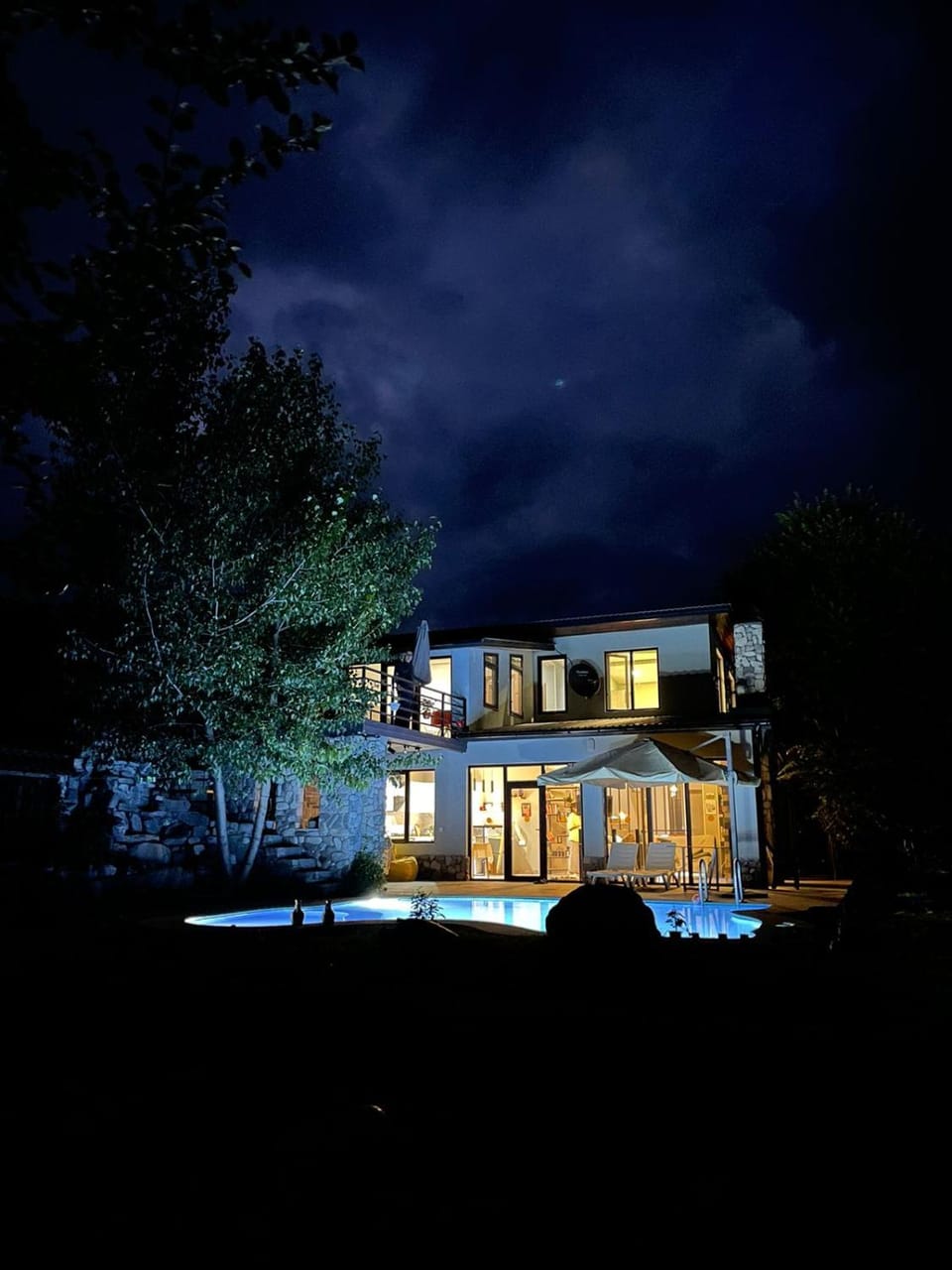 Property building, Night