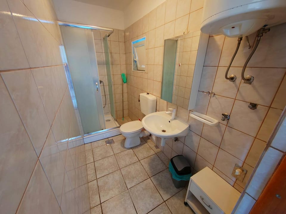 Close to Center Apartment Poly Apartment in Novalja