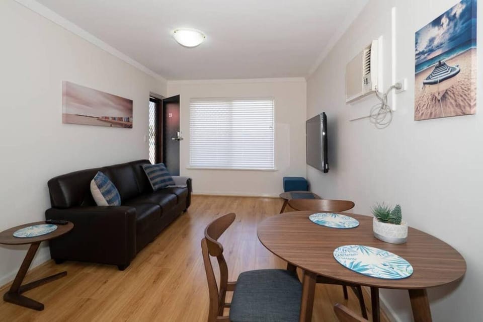 23 Burswood Comfort walk to Crown & Optus Apartment in Perth