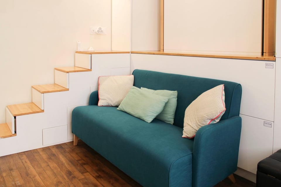 Lovely love nest near Paris Apartment in Clichy