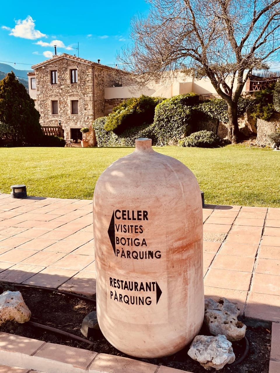 CASA DE LA BODEGA House in Catalonia