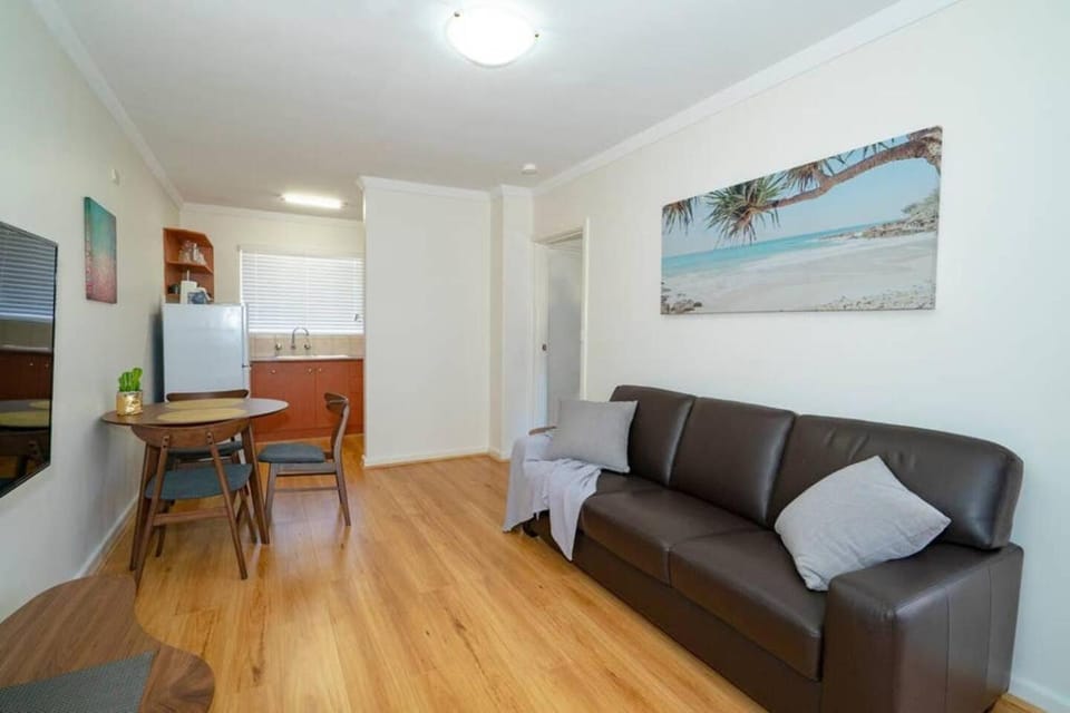 24 Burswood Comfort Short Walk to Crown & Optus! Apartment in Perth