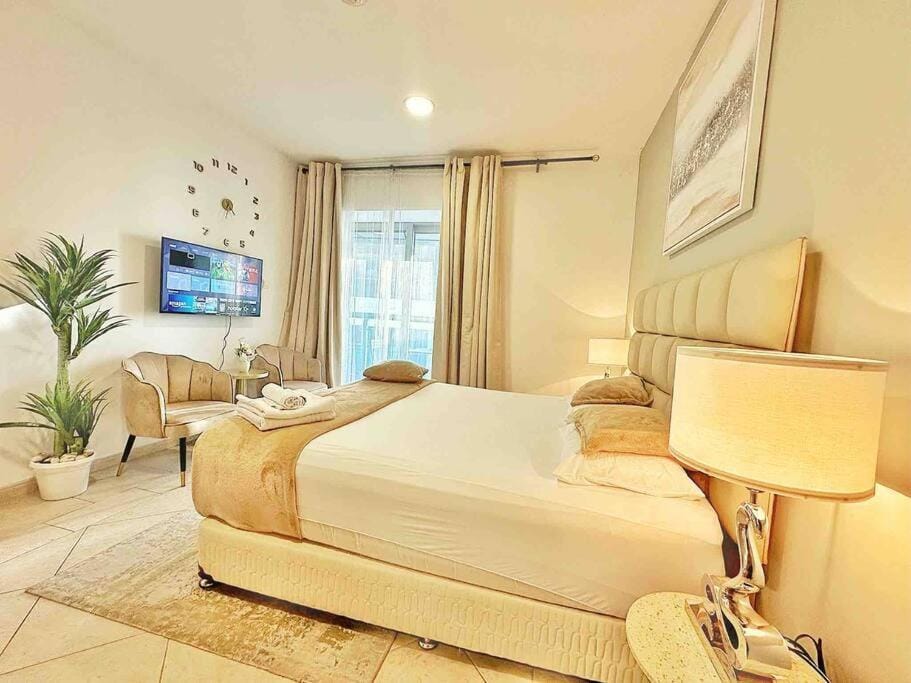 Your Cosy Dubai Marina Home Apartment in Dubai