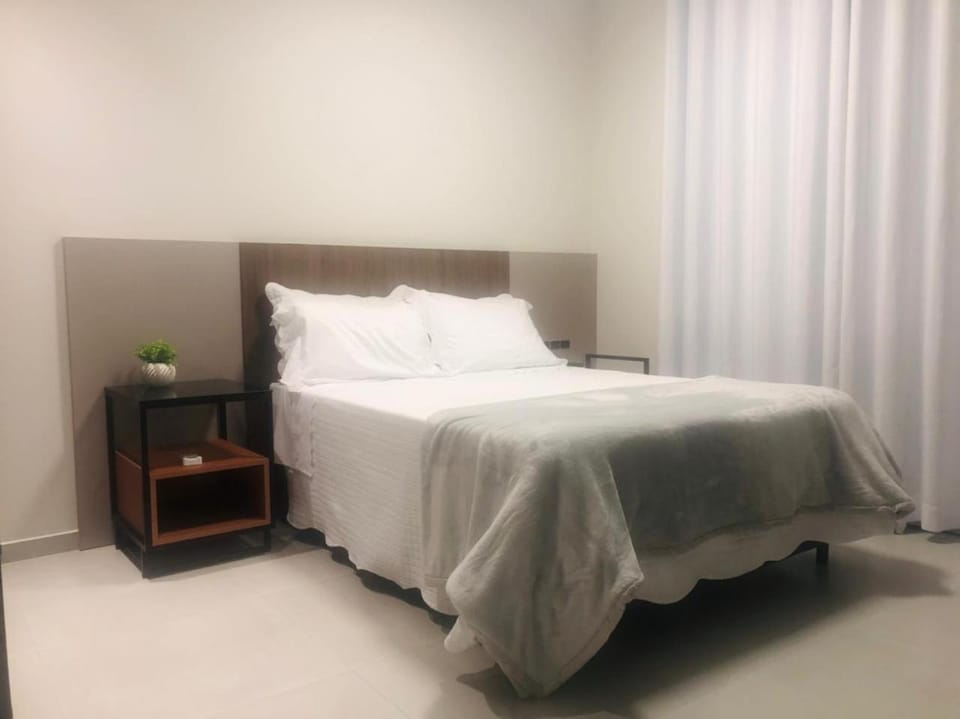 apartamento confortável, Barra (102) Apartment in Balneário Camboriú