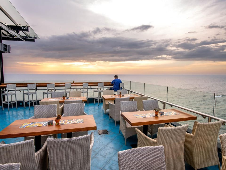 Lounge or bar, Sea view