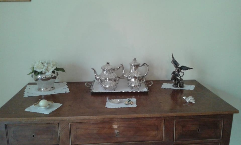 Living room, Decorative detail