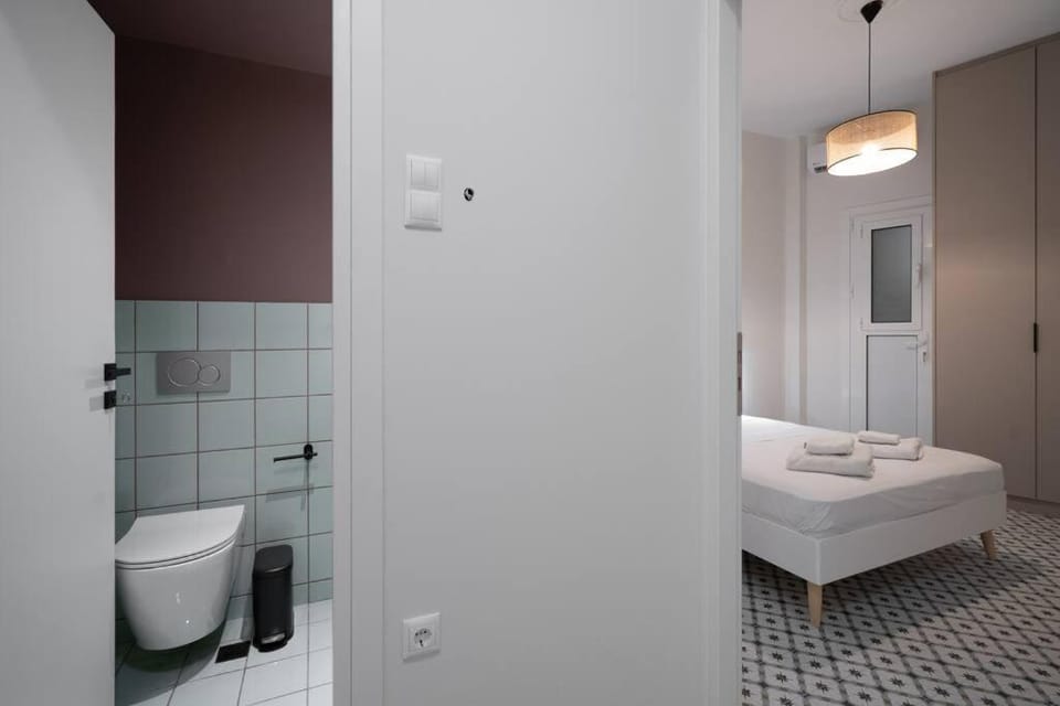 Urban Retreat: Exarcheia Remodel Apartment in Athens