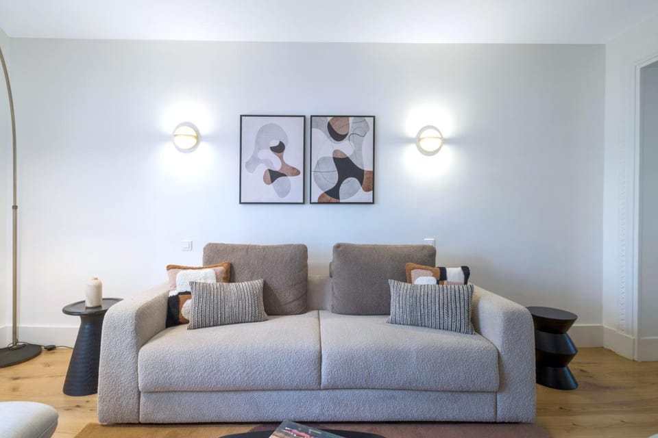 AmazingApartment #GalleriesLafayette #Madeleine#AC Apartment in Paris