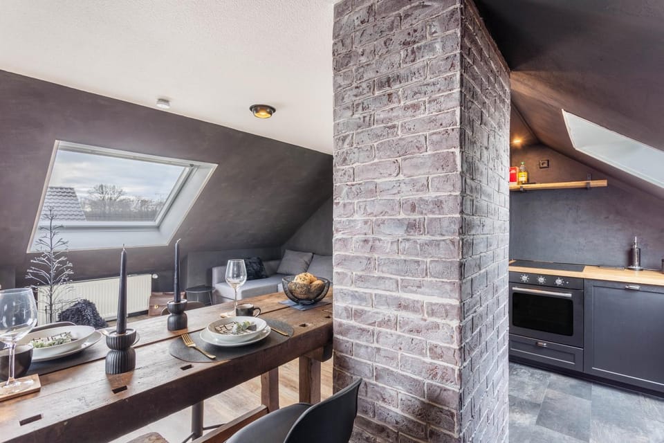 Property building, Kitchen or kitchenette, Living room
