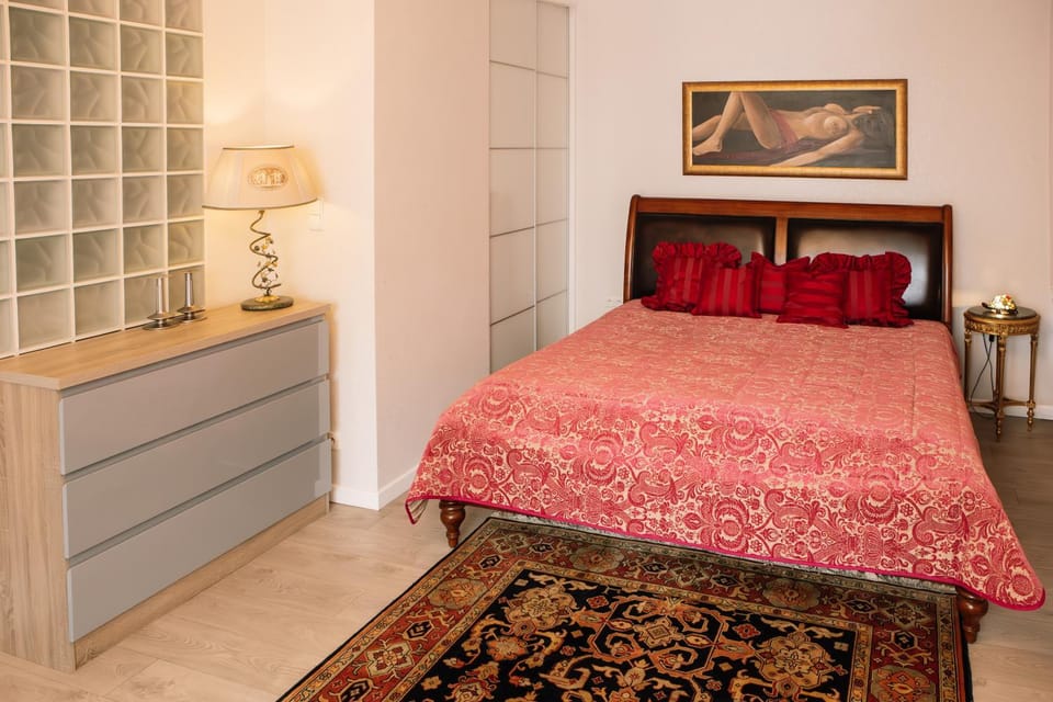 Bed, Photo of the whole room, Bedroom, wardrobe