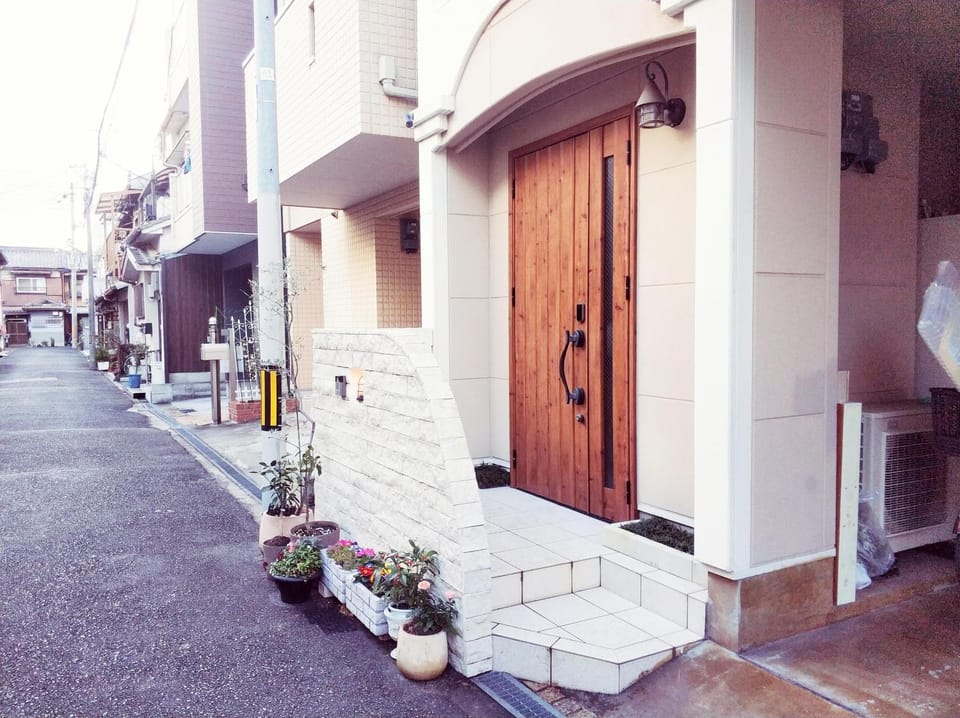 Quiet street view